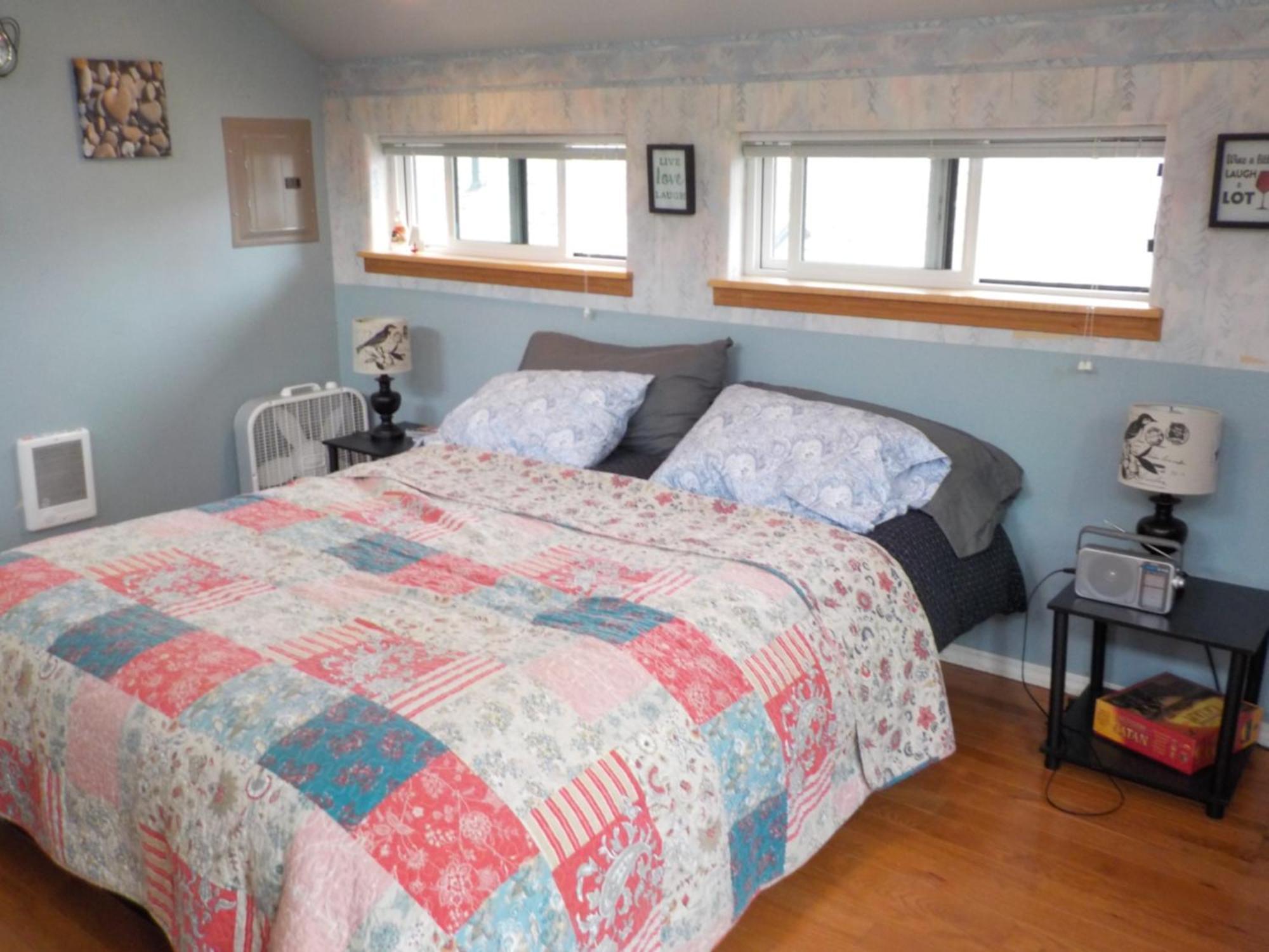 Oceanfront Studio/Loft: Alpacas, Oysters & Kayaks シェルトン エクステリア 写真